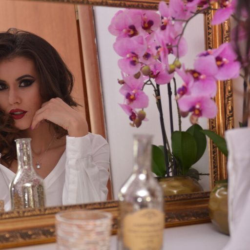 SandraMidnight pussy show image