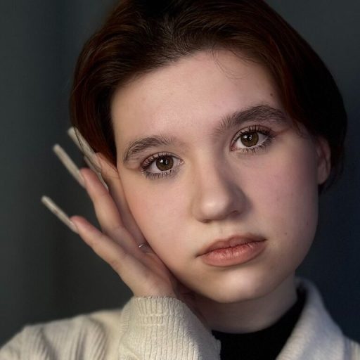 SantanaJohanek videos pics image