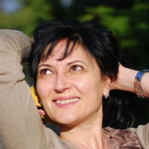 SaraGina real strip image