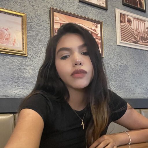 SarahCole strip amateur image