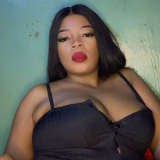 SarahCourt naked porn image