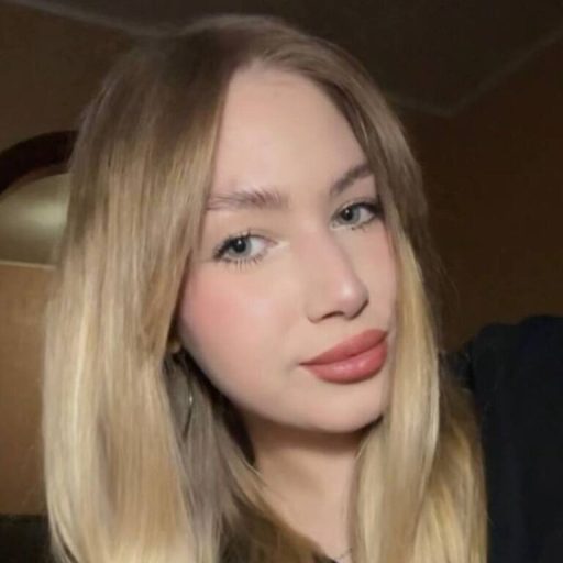 SauBlaydes amateur lush image