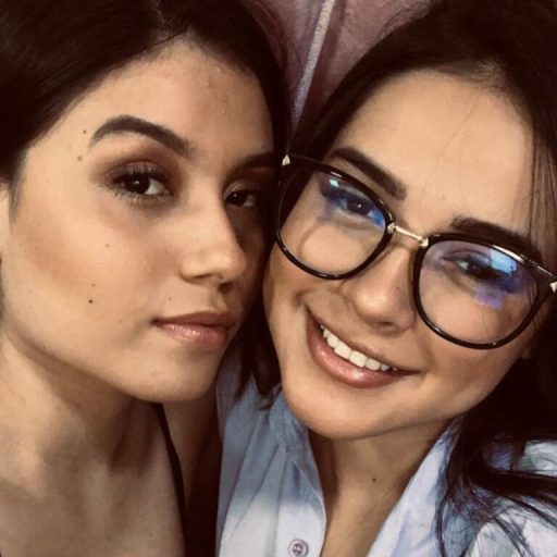 ScarletAndNaomi cam naked image