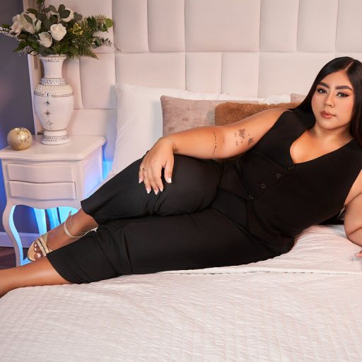 ScarlethRouge pictures toy image