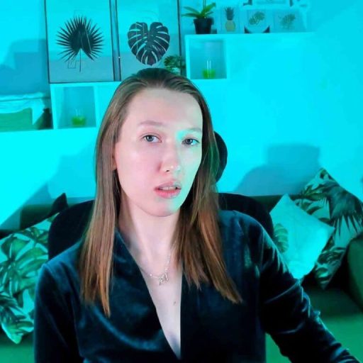 ScarlettButller shows recorded image