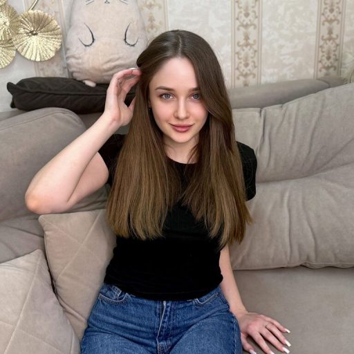 ScarlettCrox fingering ass image