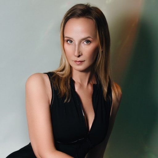 ScarlettEllis shows recorded image