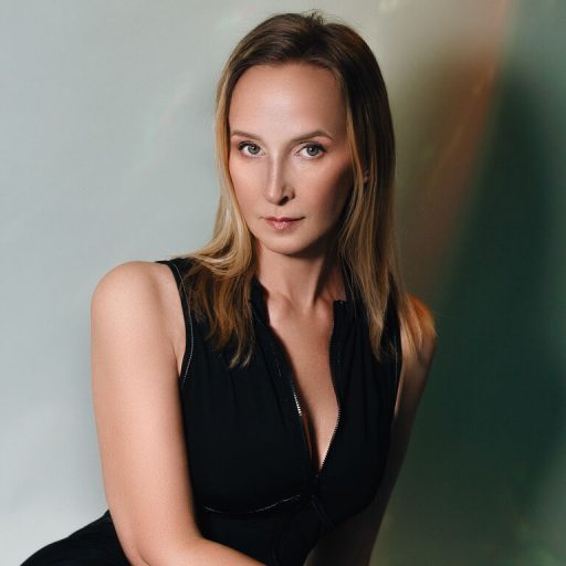 ScarlettEllis shows recorded image