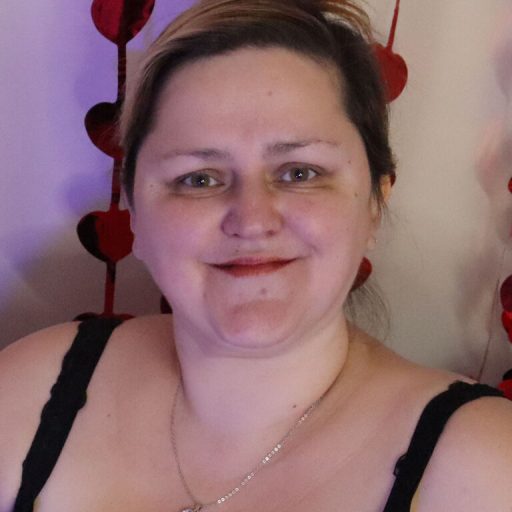 ScarlettHines recorded live image