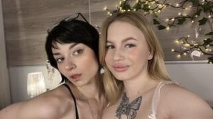 SelenaAndLaine preview