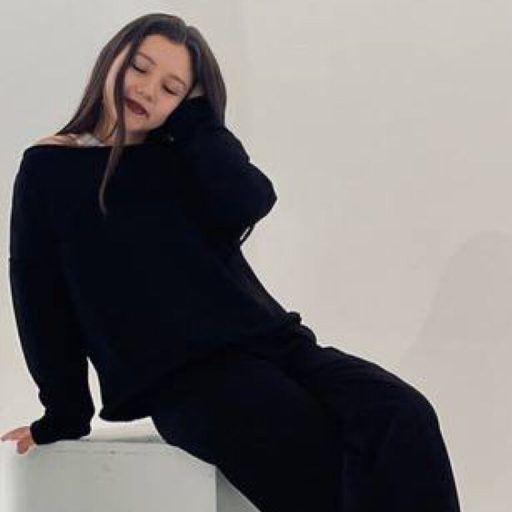 SelenaHoneyfield sex livesex image