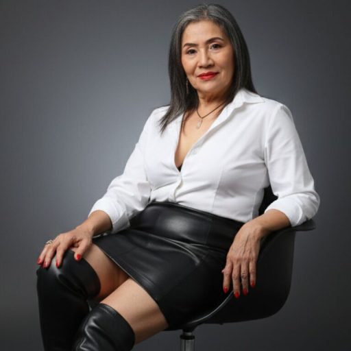 SelesteBaker fingering ass image