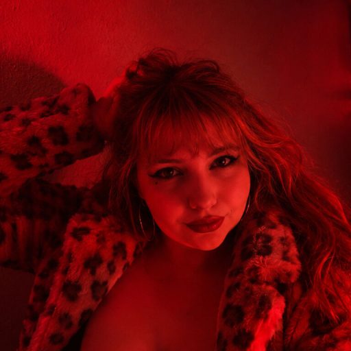 SelinaTailor online shows image