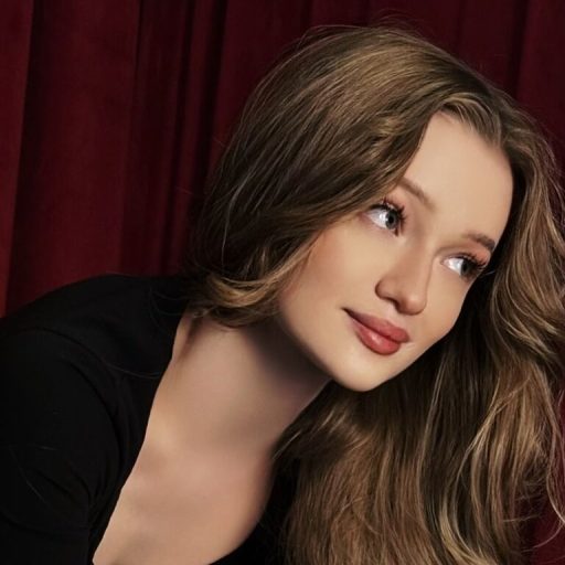 SelinaTorn pussy show image