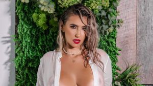 SellenaSparks preview