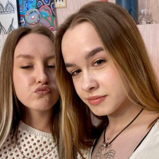 SheenaAndChelsea show fingering image
