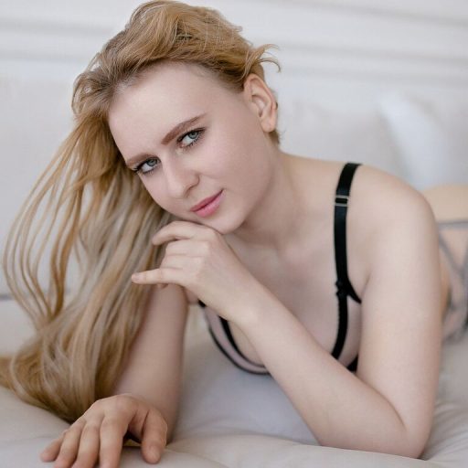 ShinyLissa webcam free image
