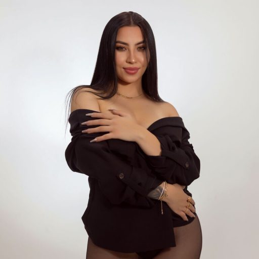 SofiaRiveiro free dildo image