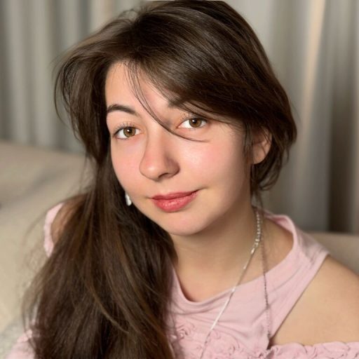 SofiaSylvie amateur lush image