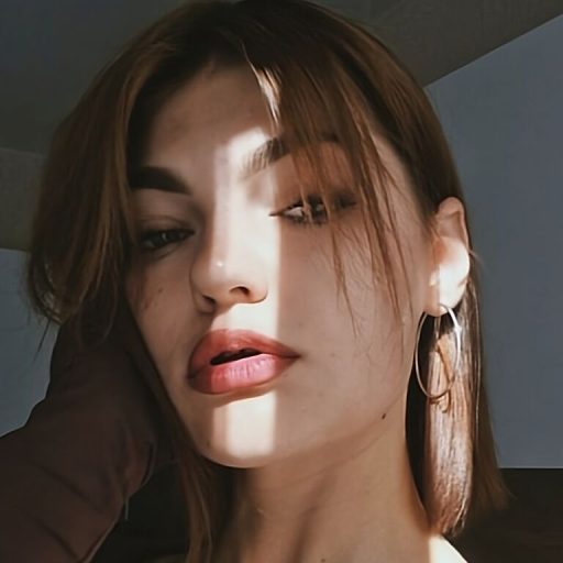 SoniaDebuhr pussy show image