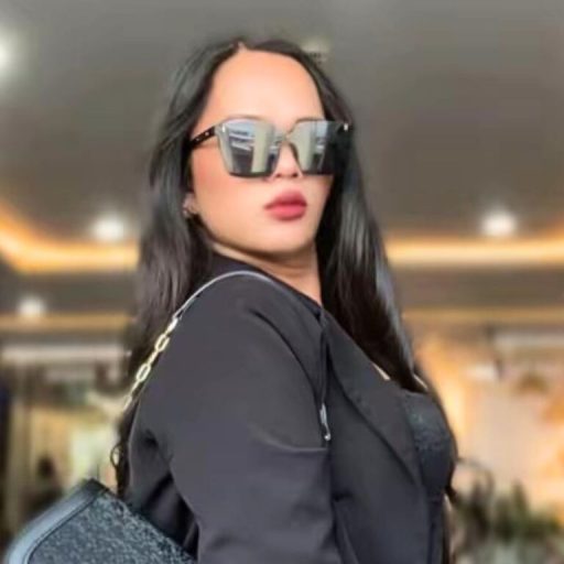 SophiaCourthaway jasmin online image