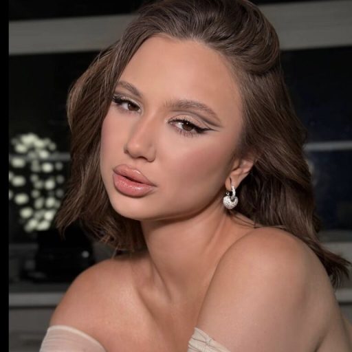 StefaIvory cam naked image