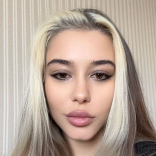 SweetSindra recorded live image