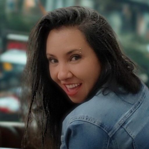 TaliaPe live video image