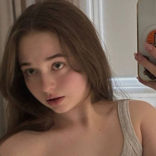 TamaraJameson fingering ass image