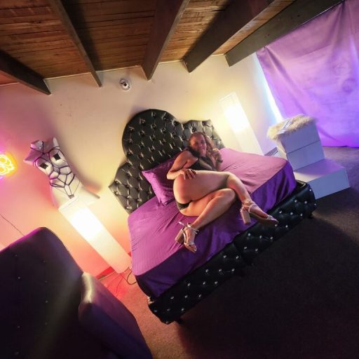 TamaraRousse shows recorded image