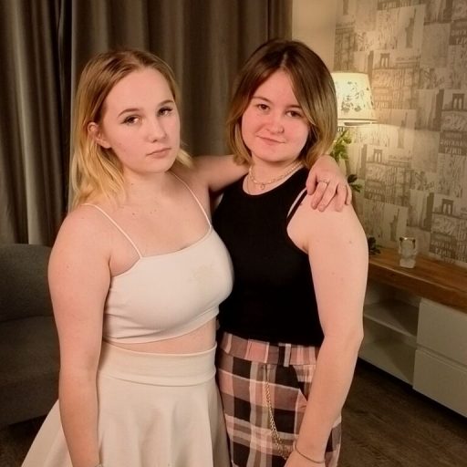 TamelaAndLynella videos pics image
