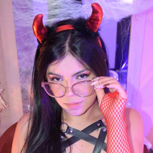 TamiraCasanova online shows image