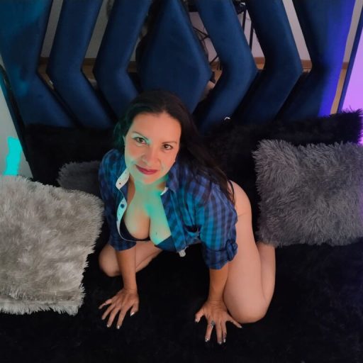 TaylorBlue ass vibrator image