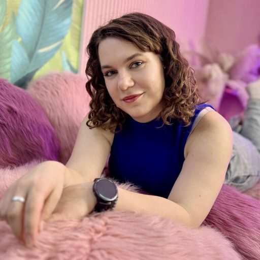 TeonaOwens fingering ass image