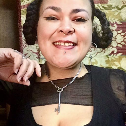 TessaLuna fingering ass image