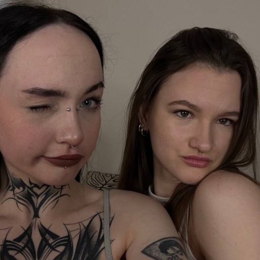 TheaAndMariam xxx masturbation image