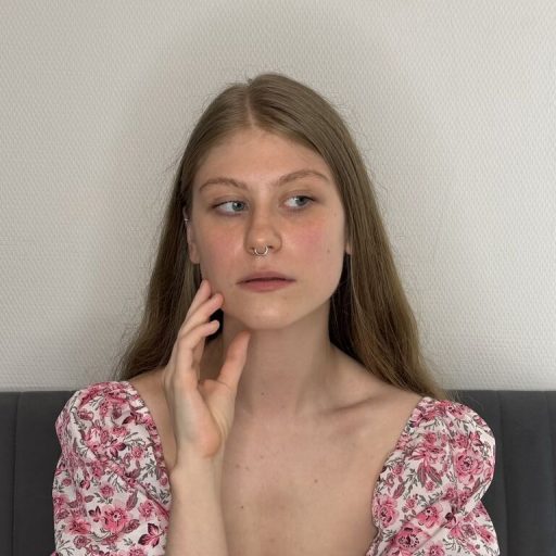 TheolaVankeuren xxx masturbation image