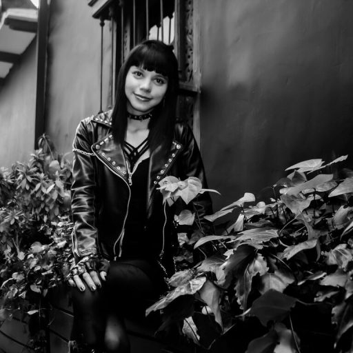 ThiaraTaylor fingering ass image