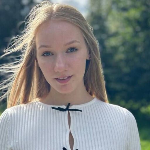 ThomasinaStorage webcam free image