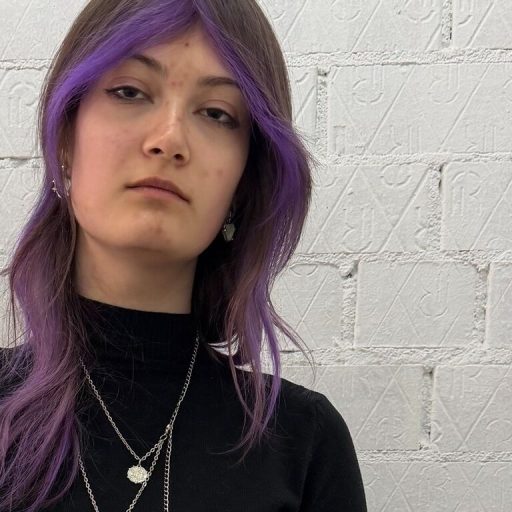 TieshaKresha recorded live image