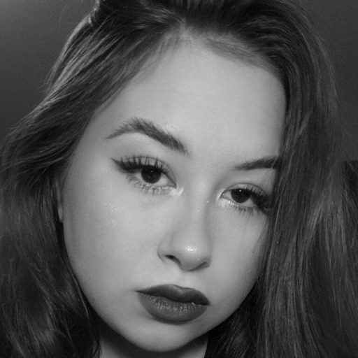 TiffaneySpikes online shows image