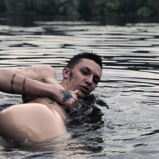 TimmyVice show fingering image