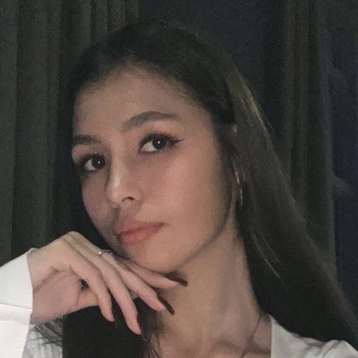 TreasaWurz online shows image