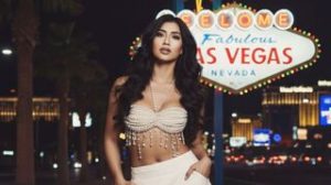 TrixieSaisem xxx masturbation image