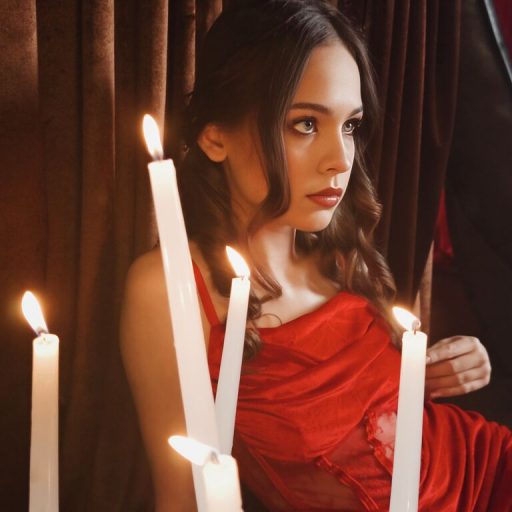 UliaNeer pictures toy image