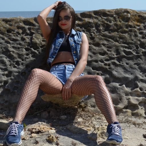 ValeriiRyan show fingering image