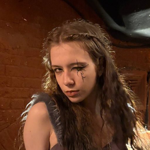 ValrieDory pussy show image