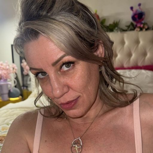 VegasDani fingering ass image