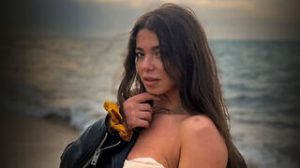 VeraSolis preview