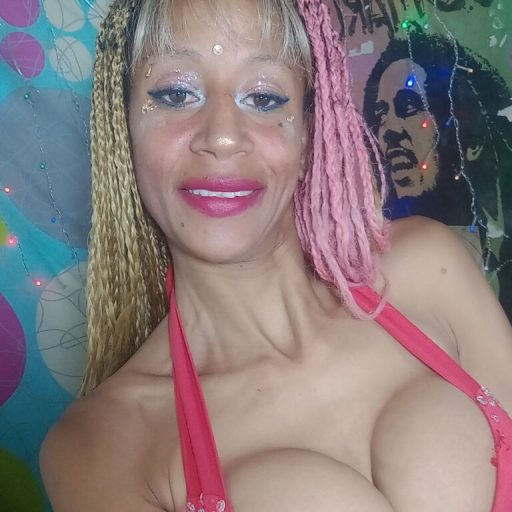 VeronykaOrtiz recorded live image